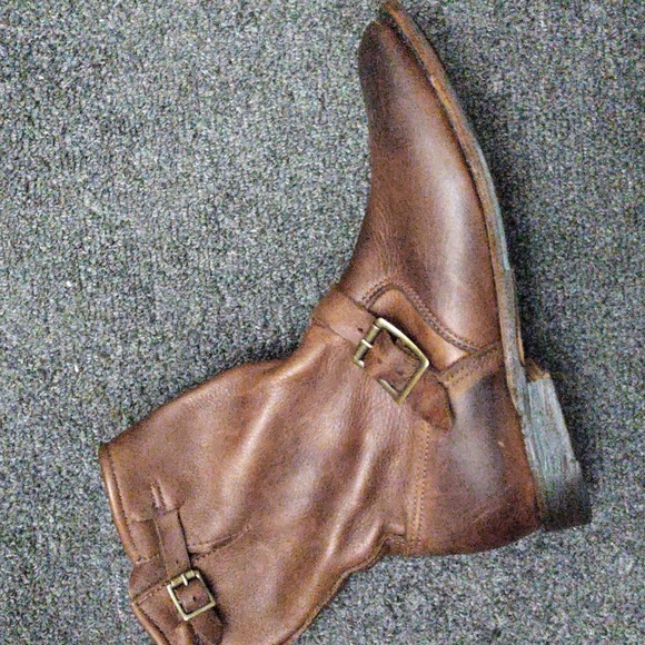Vintage Shoe Company Shoes - Vintage Shoe Company Brown Leather Buckle Ankle Boots made in USA